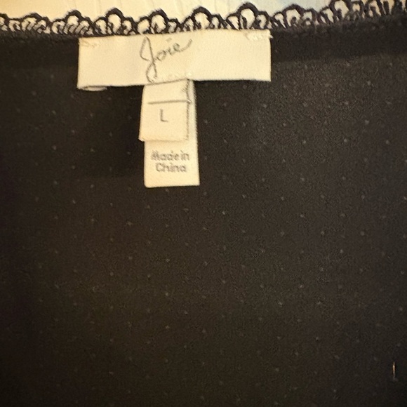 Women’s JOIE BLACK SILK POLKA DOT TOP SIZE Large. - Picture 3 of 7